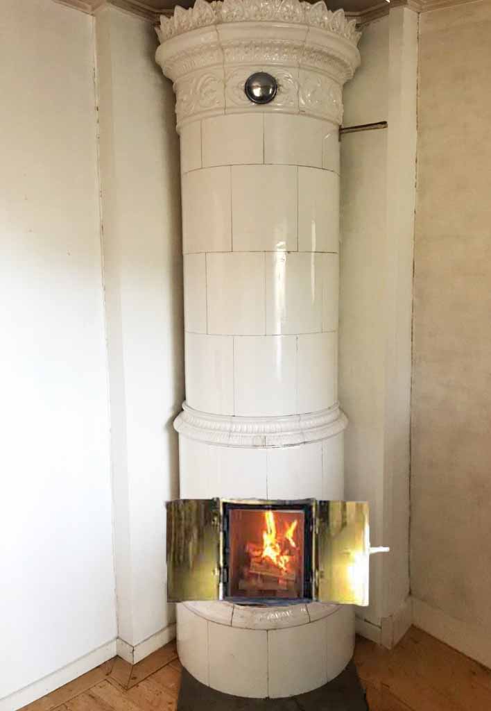 antiker schwedischer Kachelofen Lindblom von SVEA Hamburg